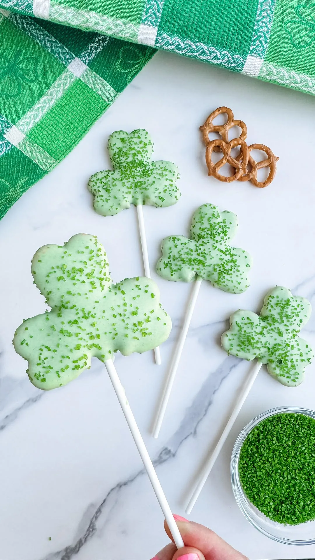 pretzel-shamrocks