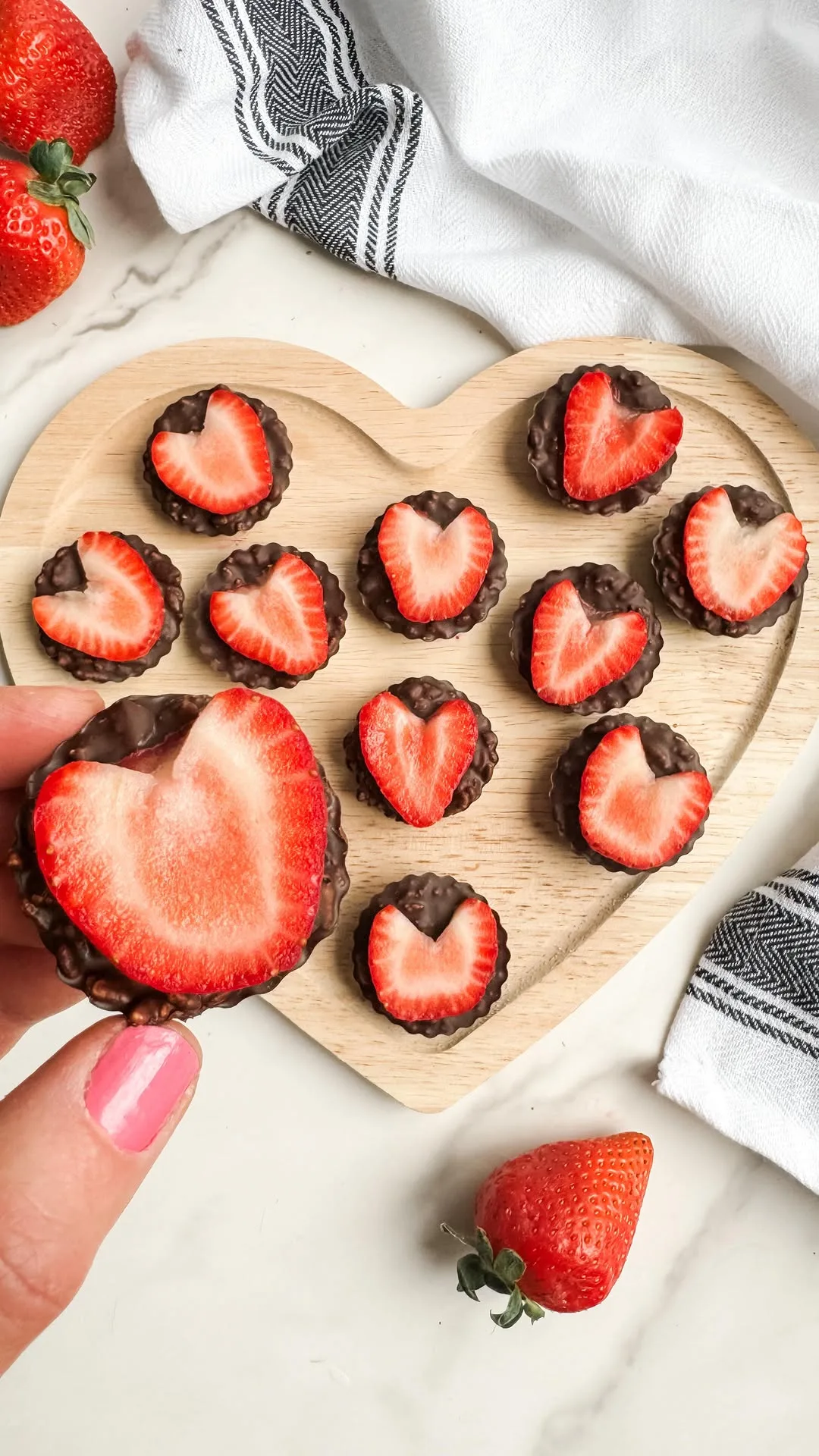 crispy-chocolate-strawberries