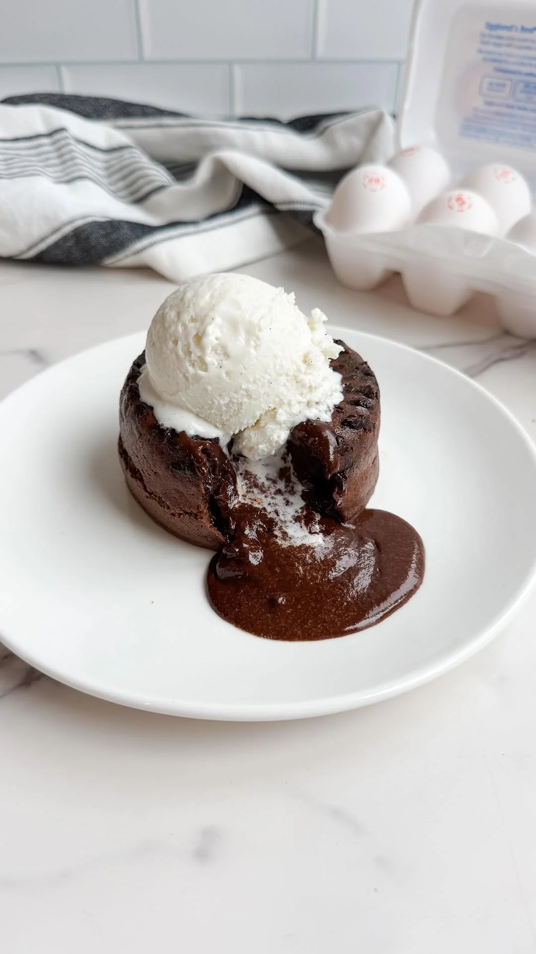 air-fryer-protein-chocolate-lava-cake