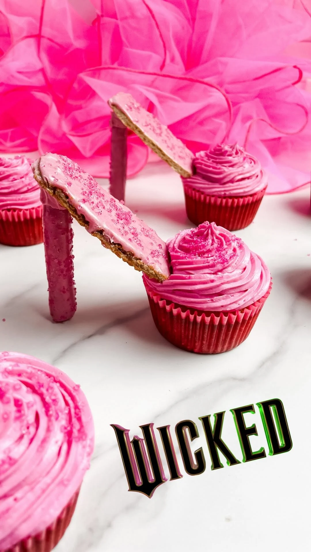 glinda-high-heel-cupcakes