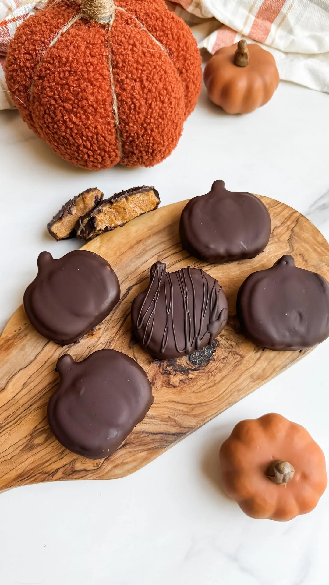 pumpkin-reeses-peanut-butter-cups