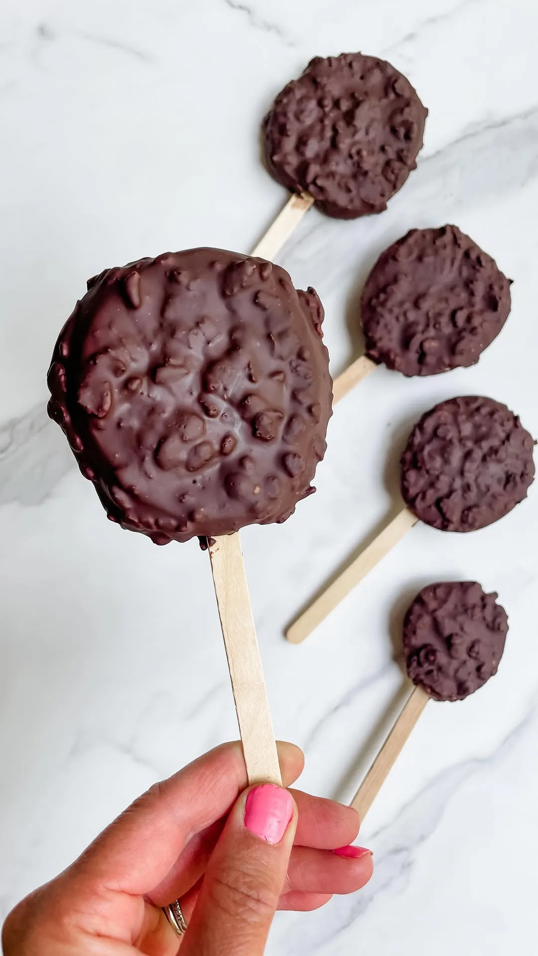 crunch-bar-apple-pops