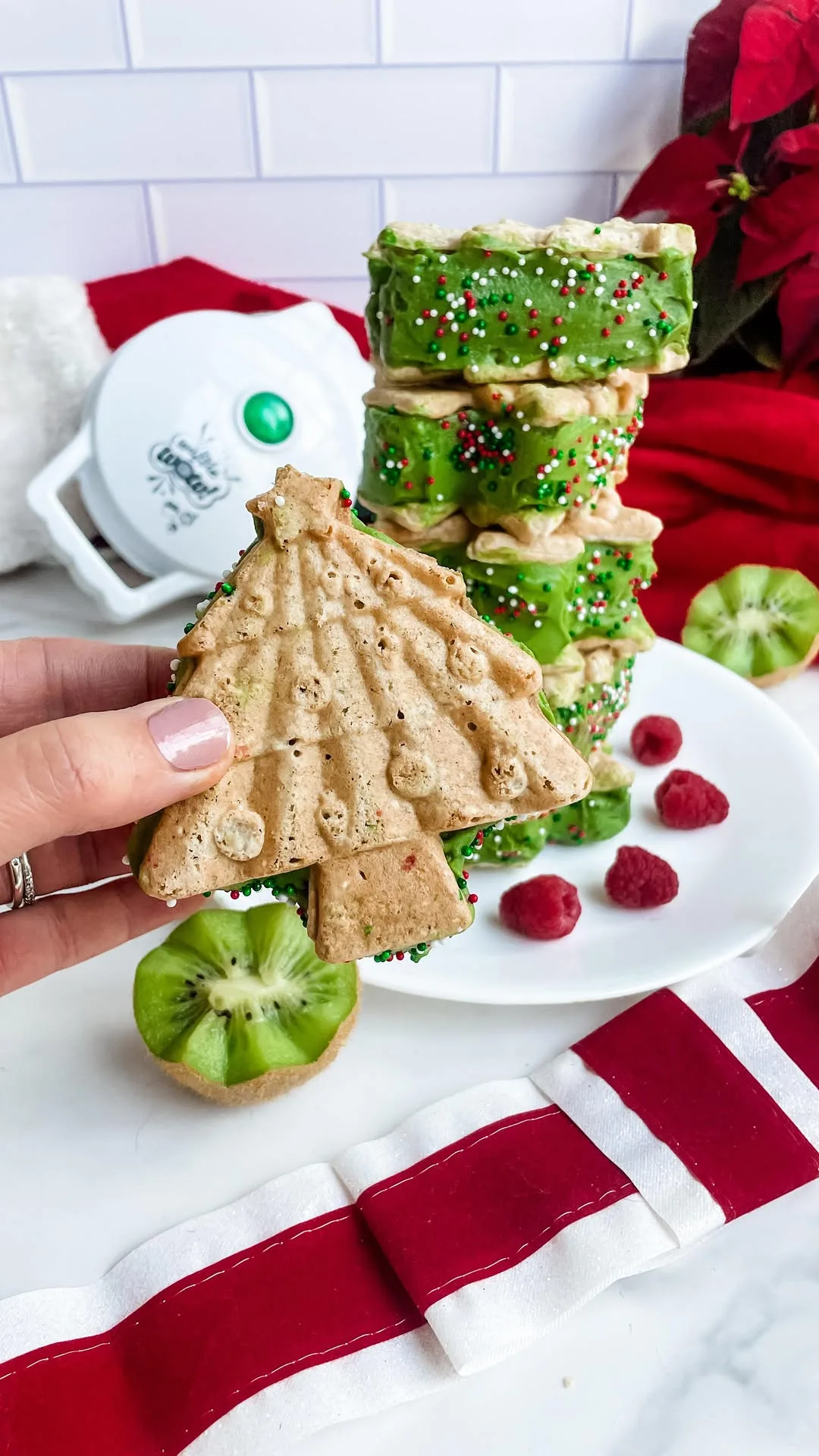 christmas-tree-nice-cream-sandwich