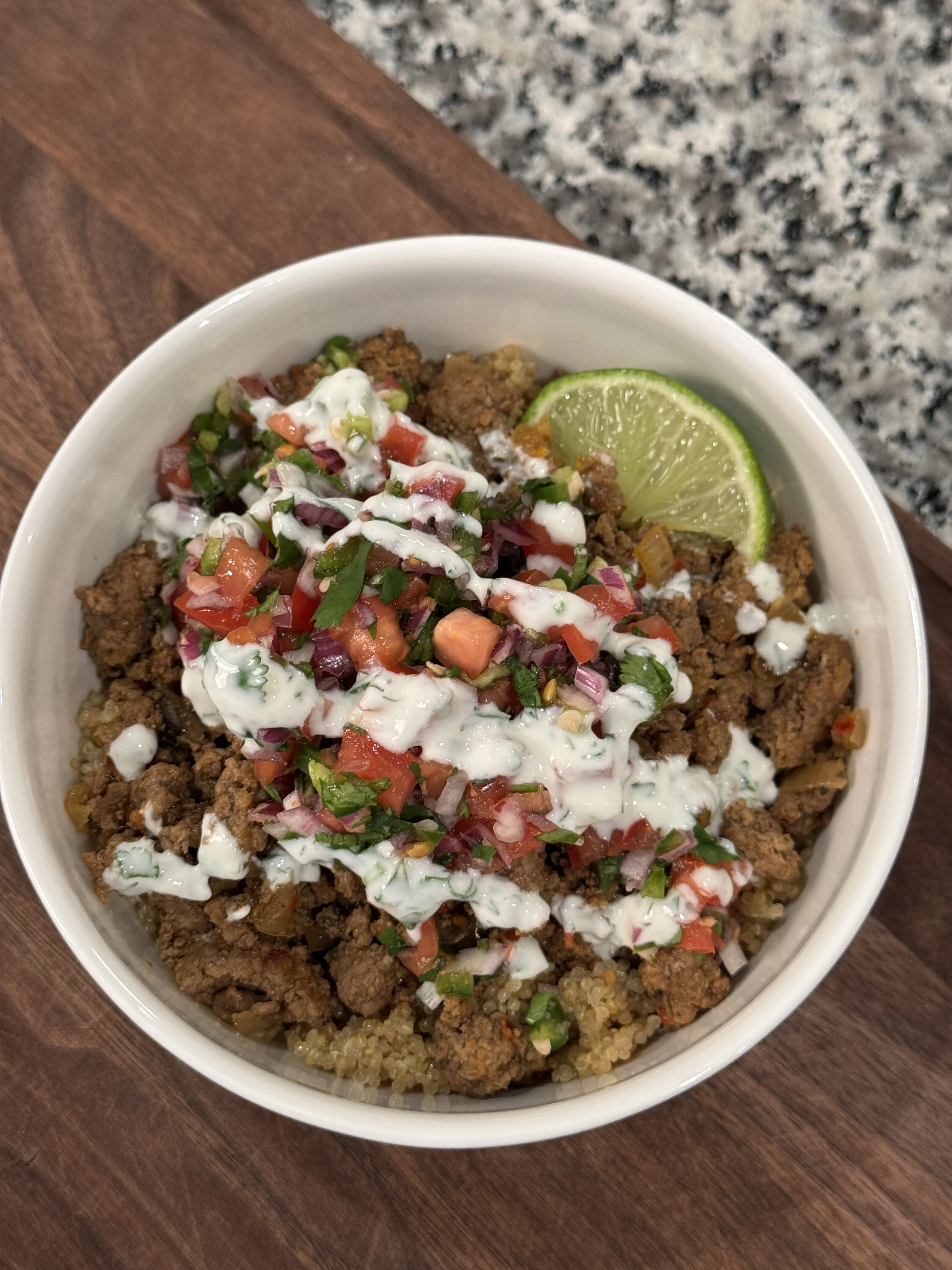 ground-beef-and-quinoa-bowl-topped-with-fresh-pico