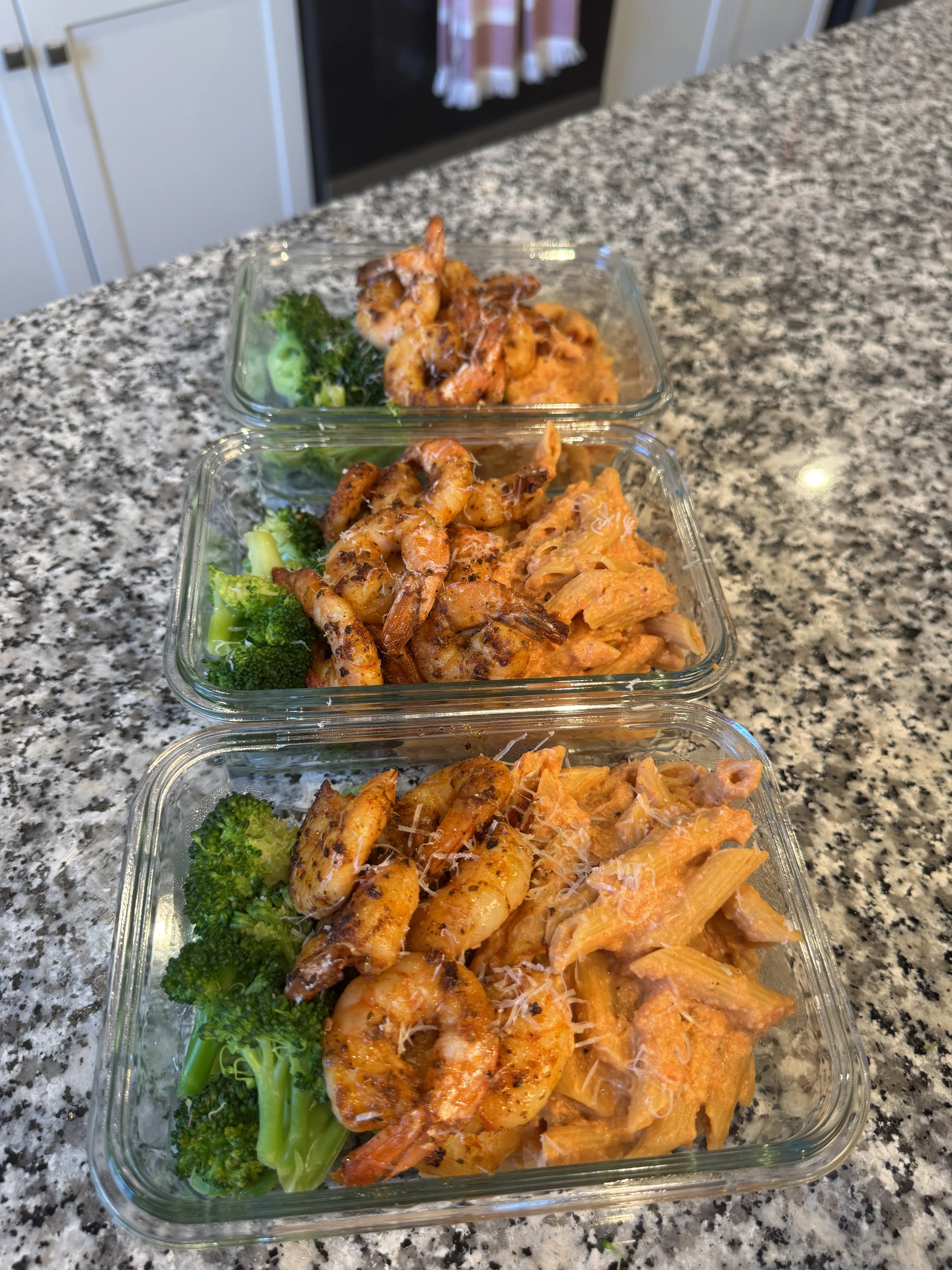 shrimp-and-creamy-pasta-meal-prep