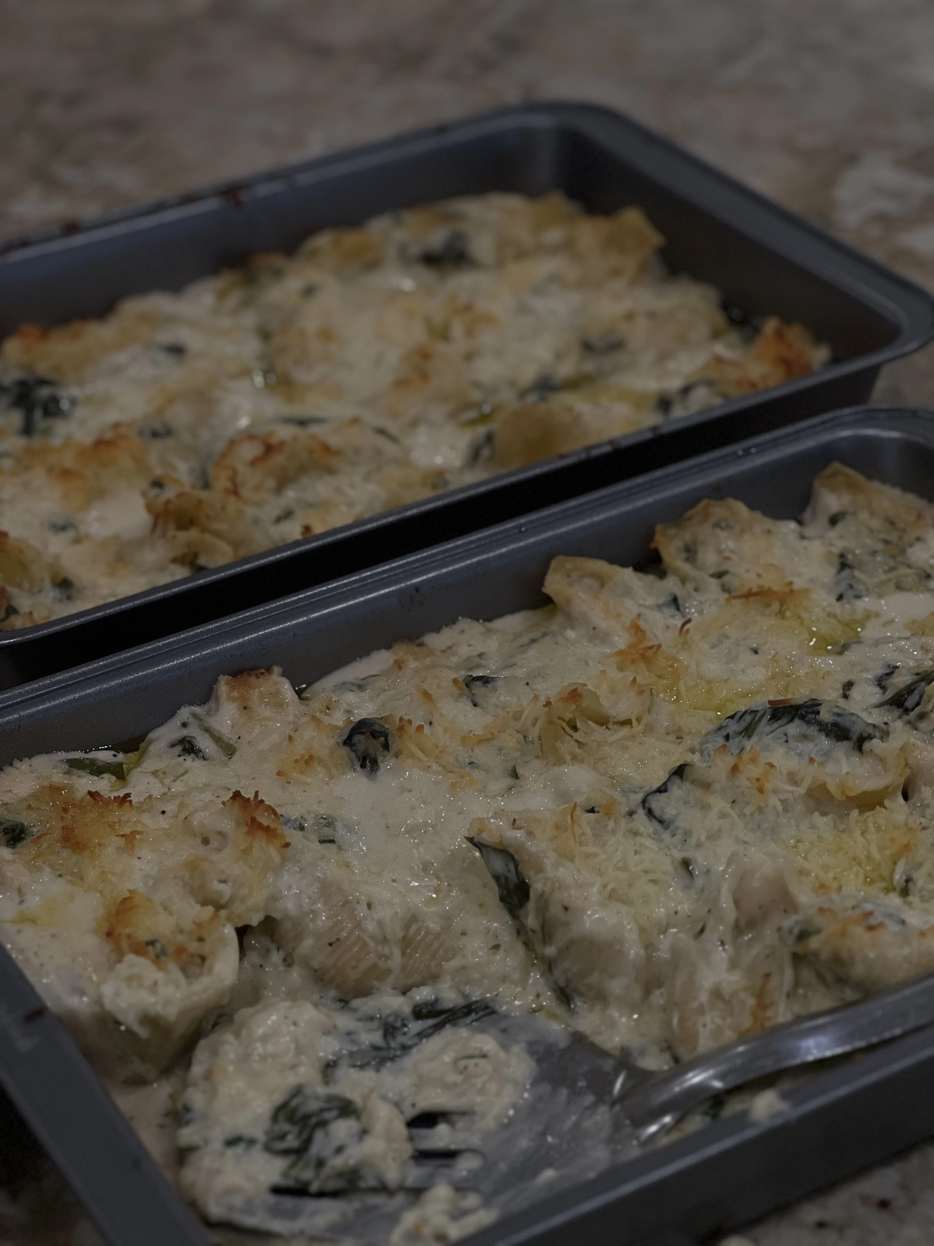 crab-stuffed-shells-with-creamy-garlic-parmesan-sauce
