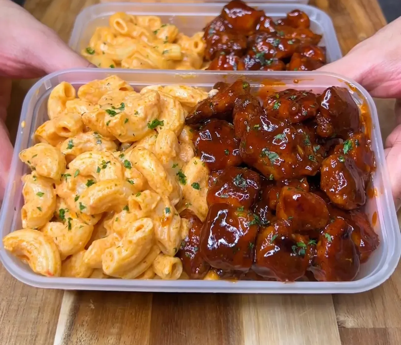 honey-bbq-chicken-mac-and-cheese