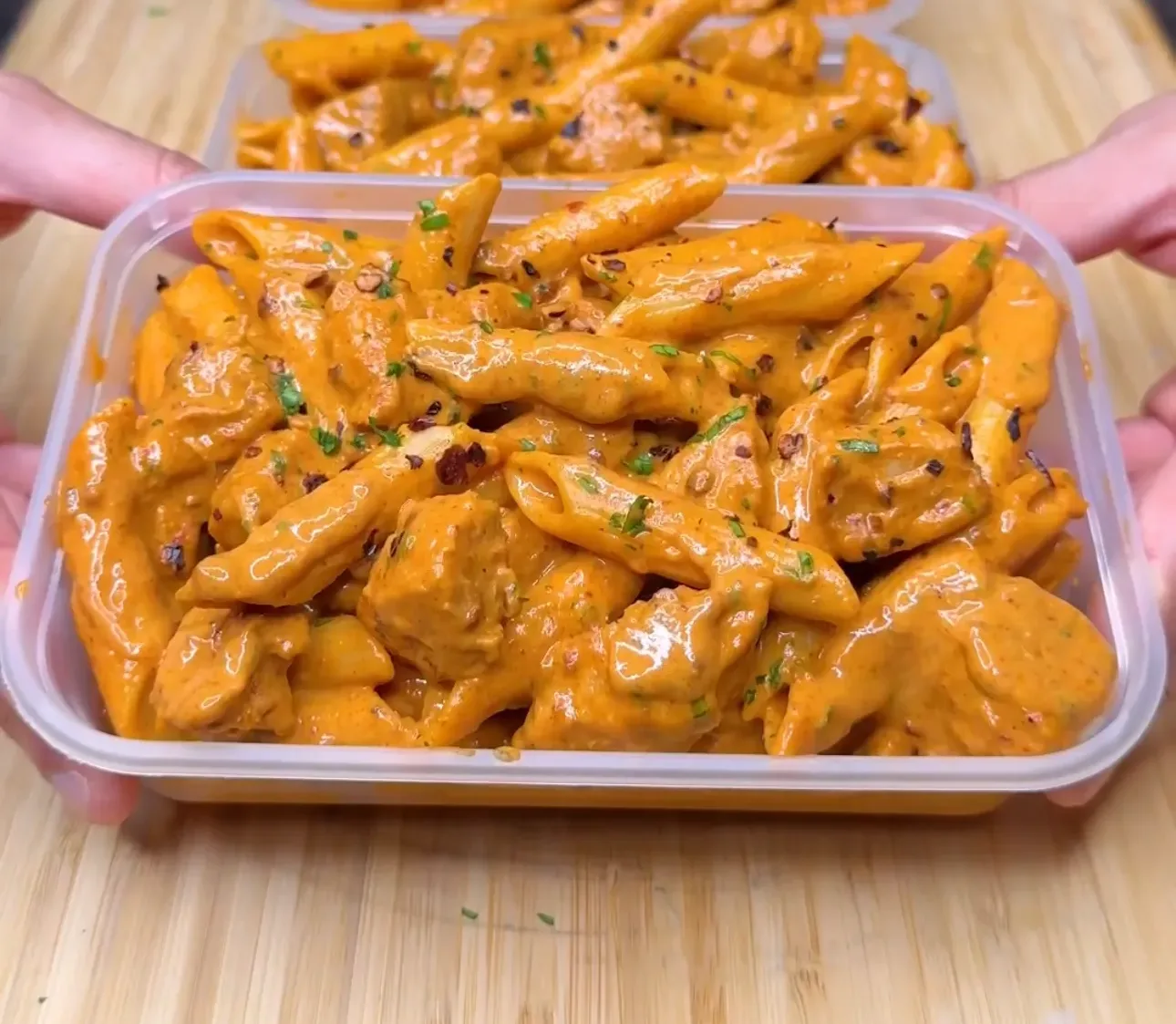 creamy-spicy-chipotle-chicken-pasta