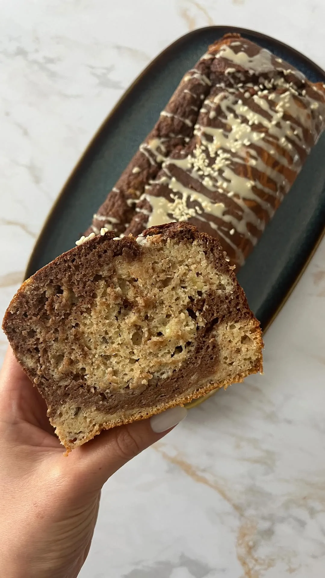 banana-bread-marbre-chocolat-and-sesame