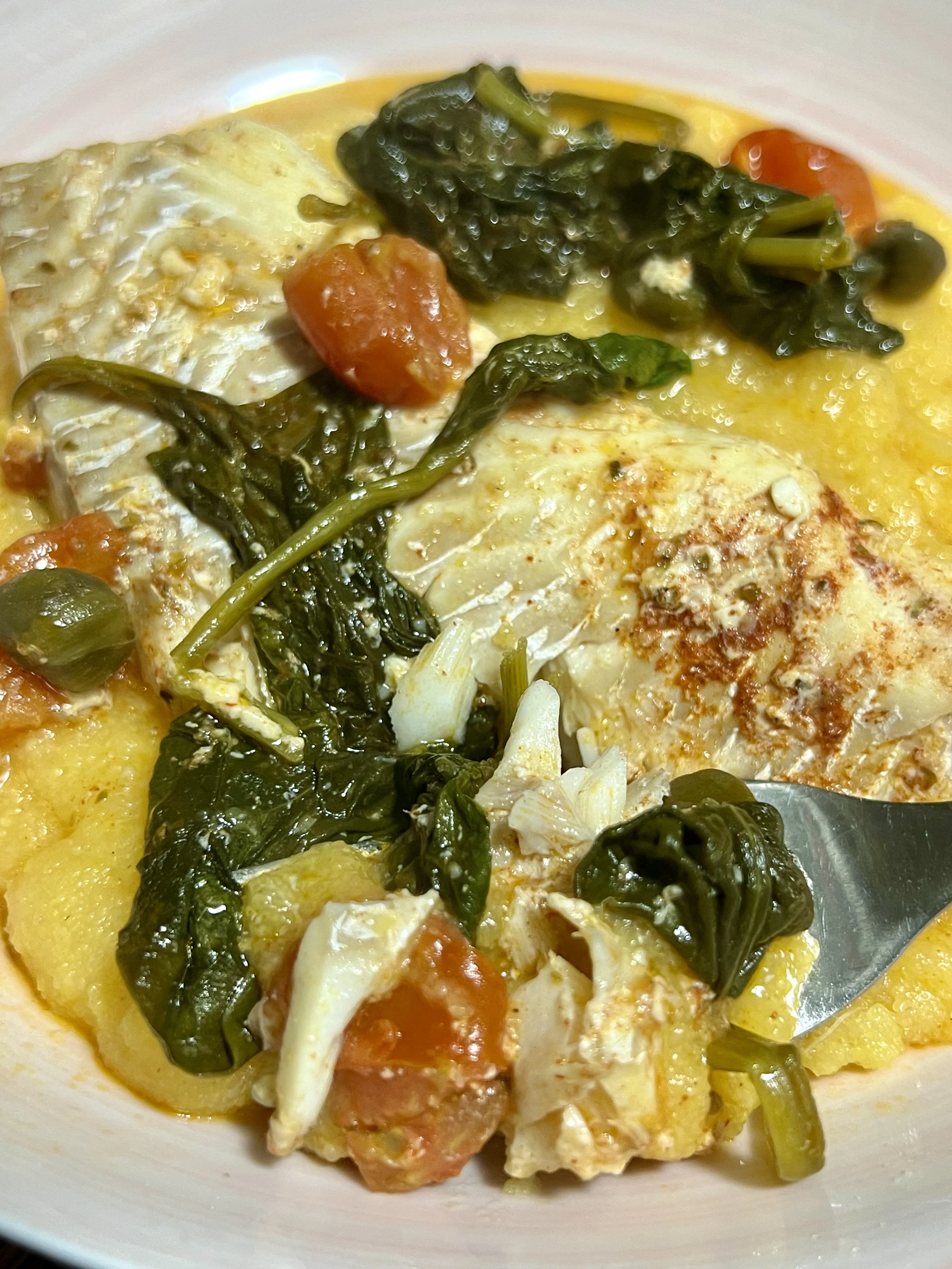 wild-haddock-fillets-in-a-soupy-sauce-with-creamy-polenta