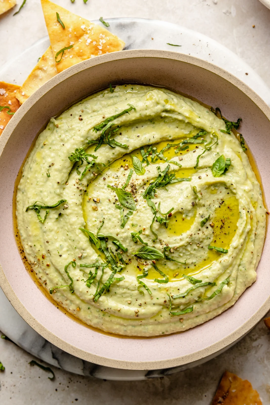 garlic-white-bean-basil-hummus