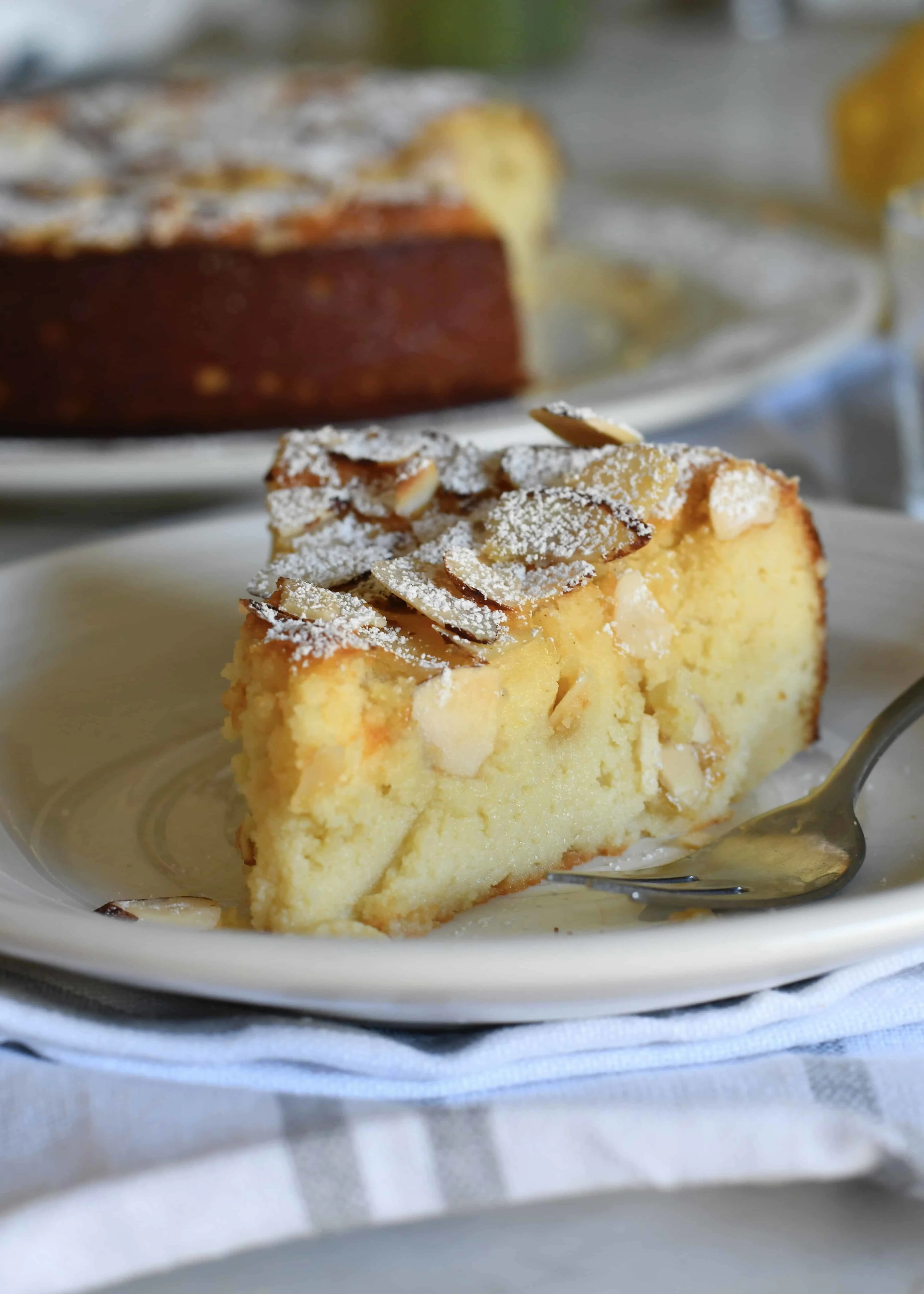 italian-gluten-free-almond-and-ricotta-cake
