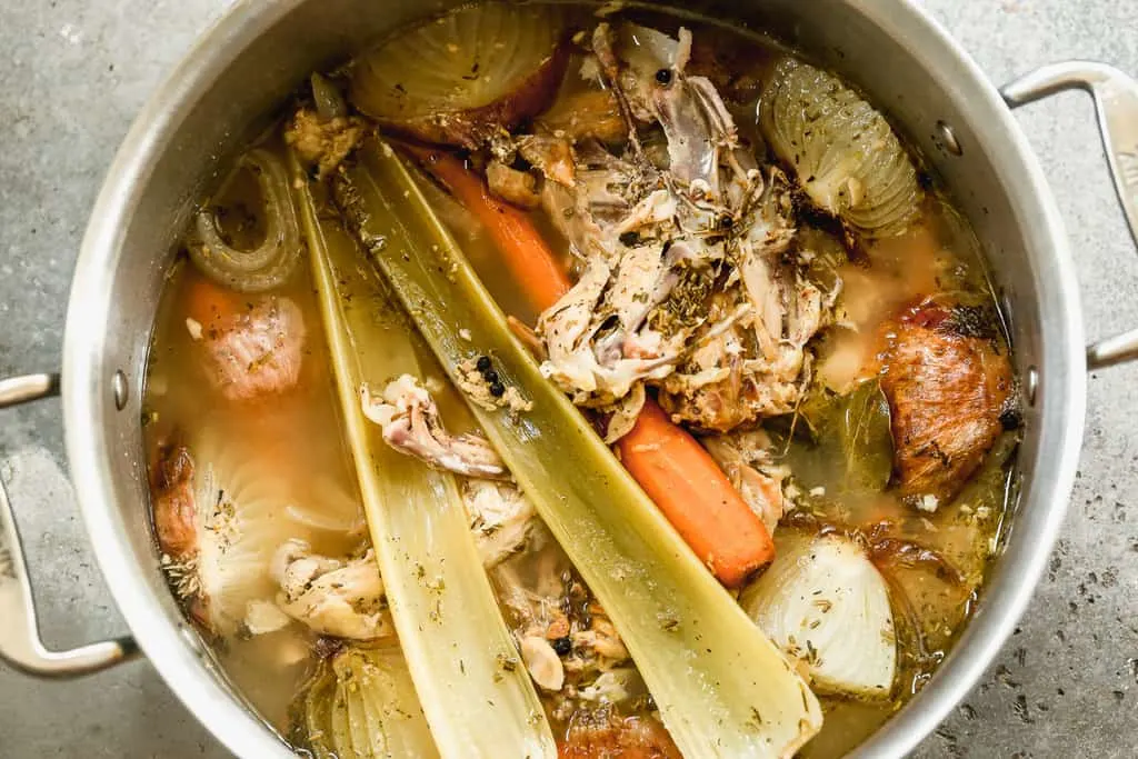 homemade-chicken-stock