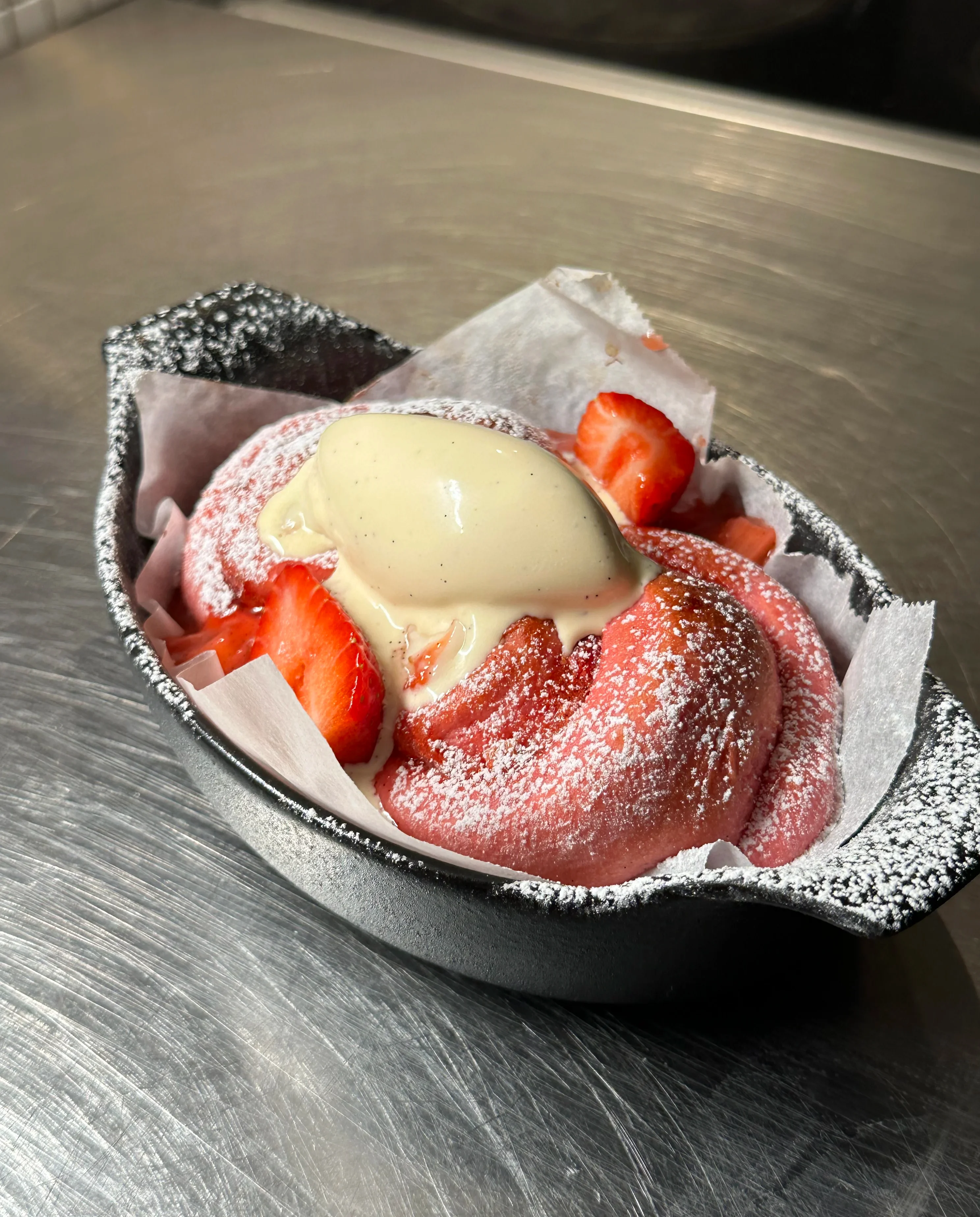 strawberry-rhubarb-brioche-rolls-with-vanilla-frosting-and-tonka-white-chocolate-ice-cream