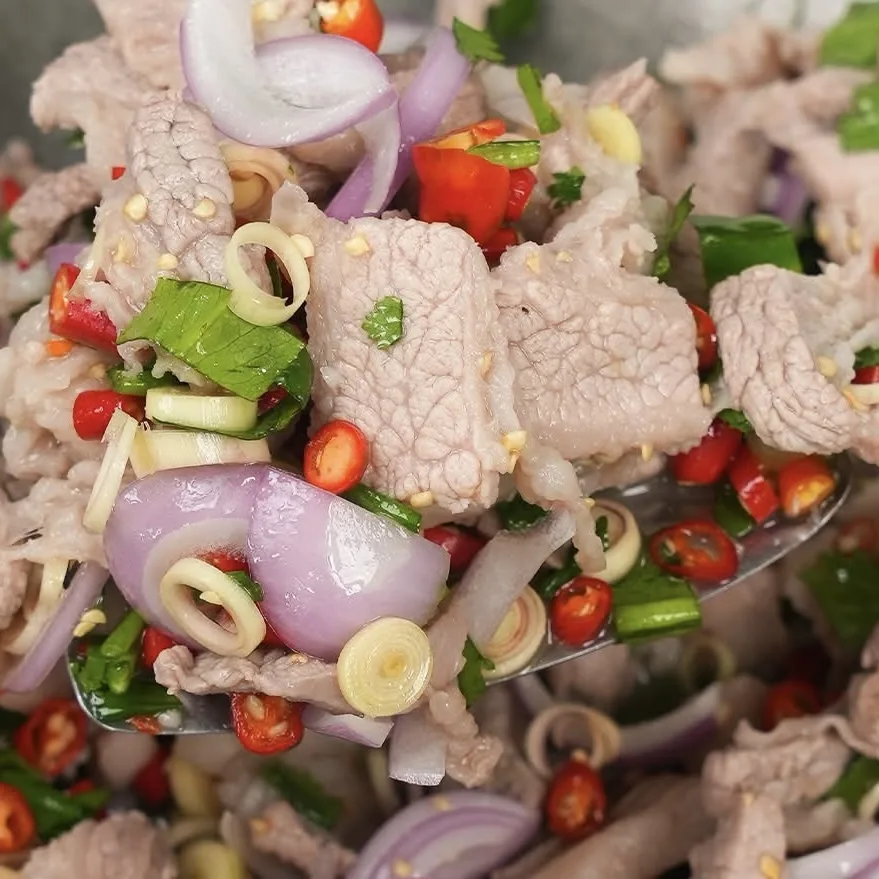 spicy-pork-belly-with-lemongrass-salad-()