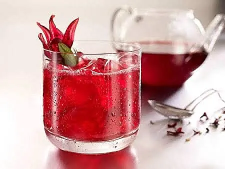 roselle-tea-(nam-krajeab)