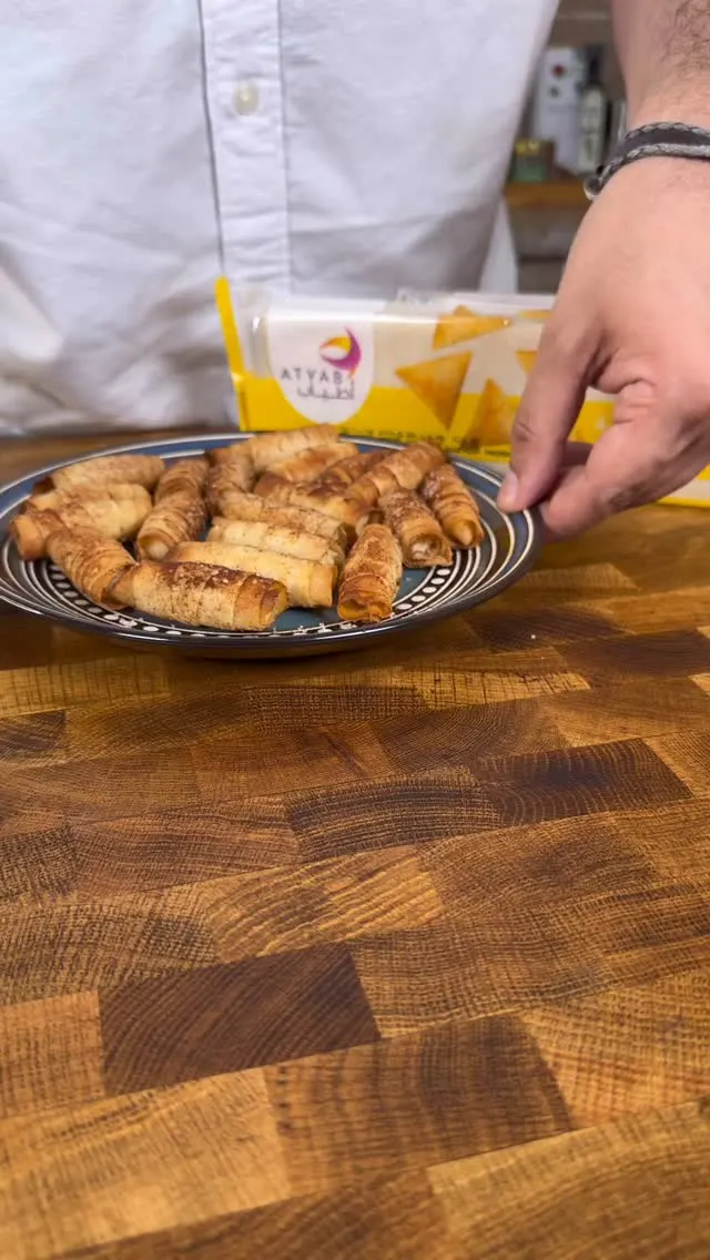happiness-fingers-(asaba-alsaadh)