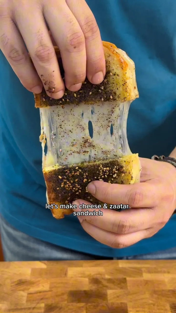 cheese-and-zaatar-sandwich