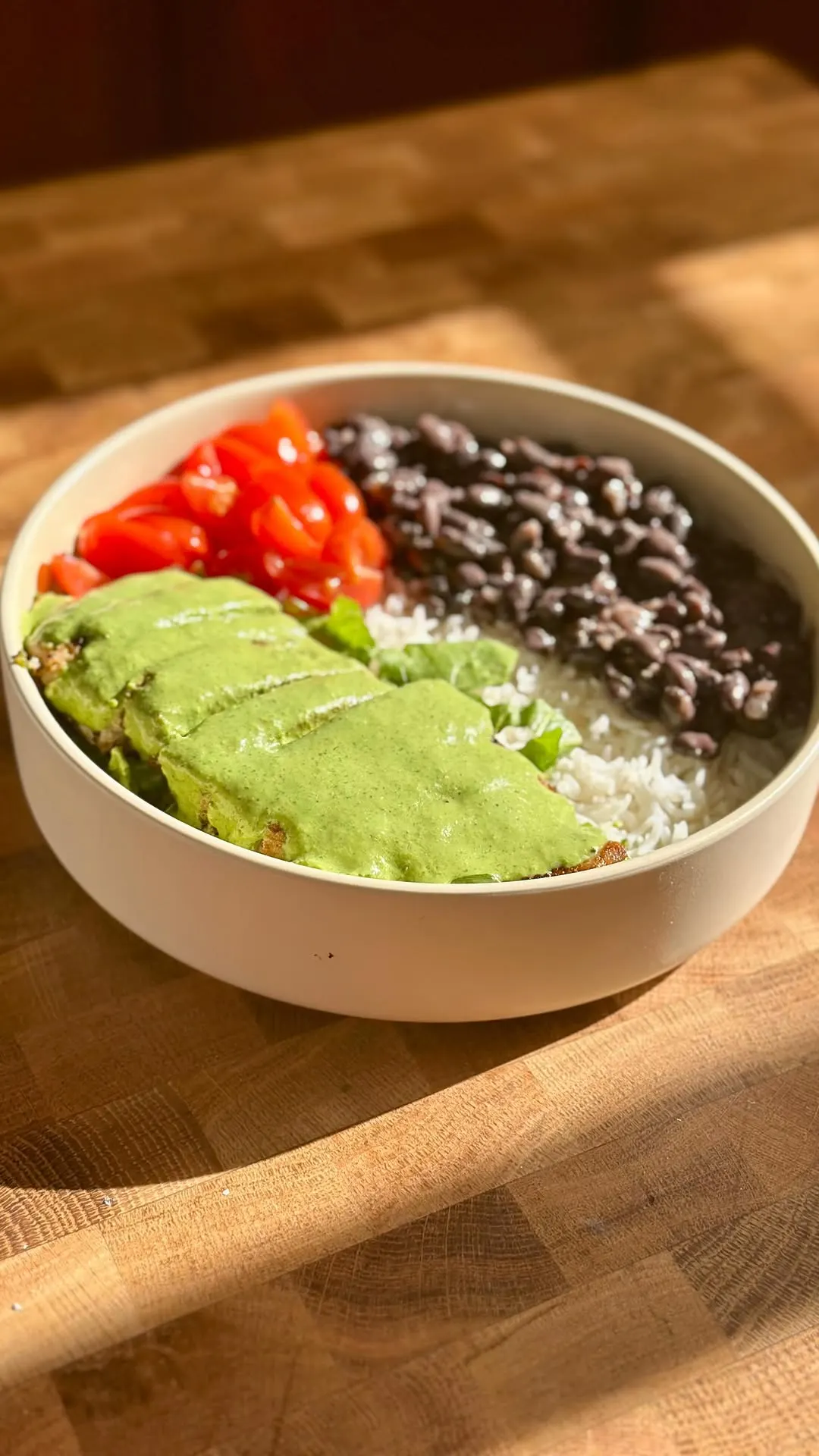 cilantro-lime-chicken-burrito-bowl
