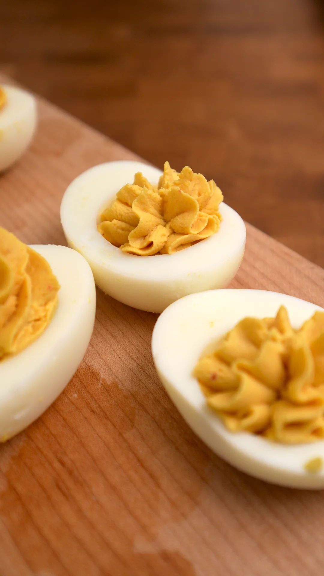deviled-eggs-with-mi-goreng-instant-noodle-seasoning