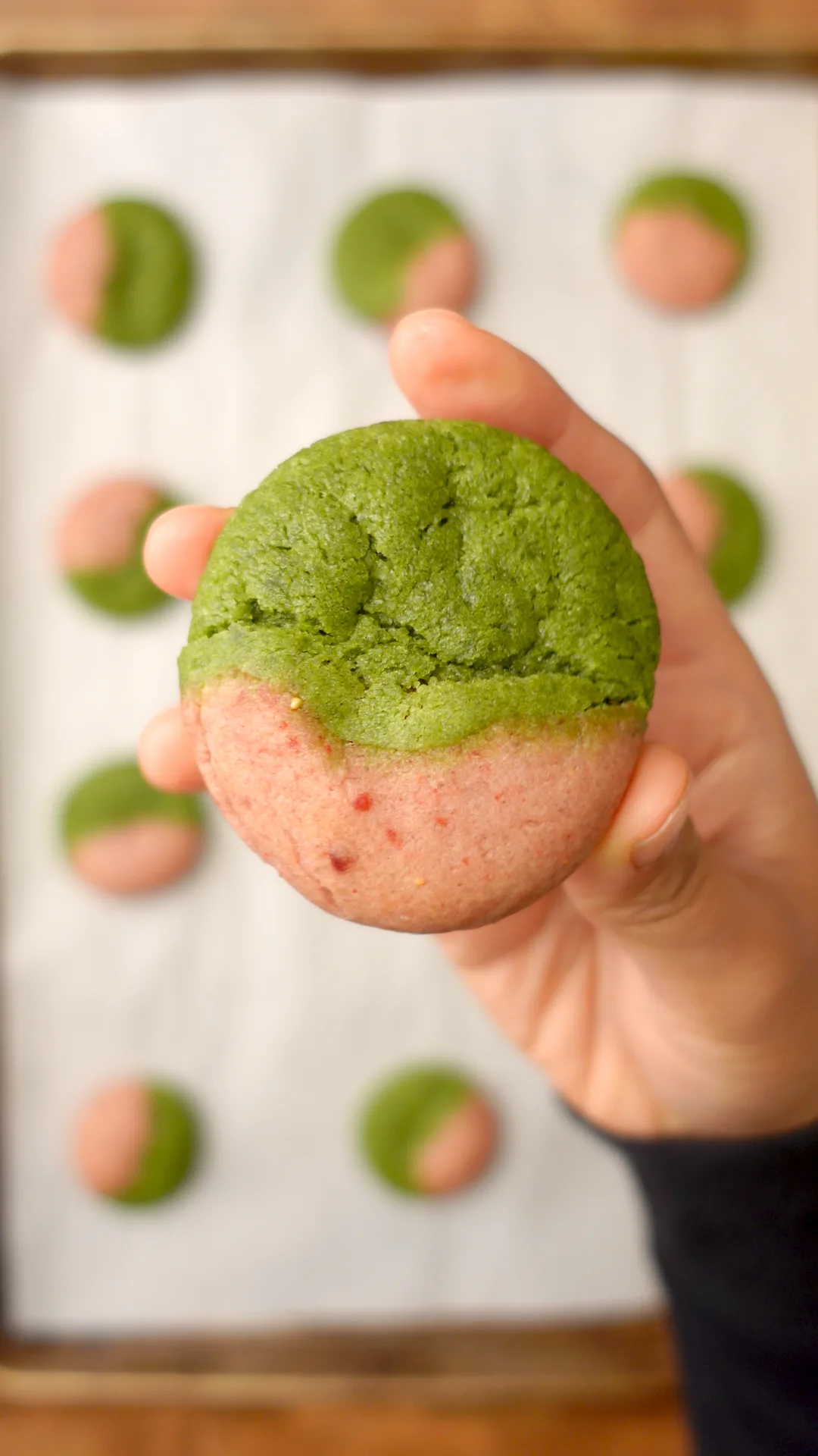 strawberry-matcha-cookies