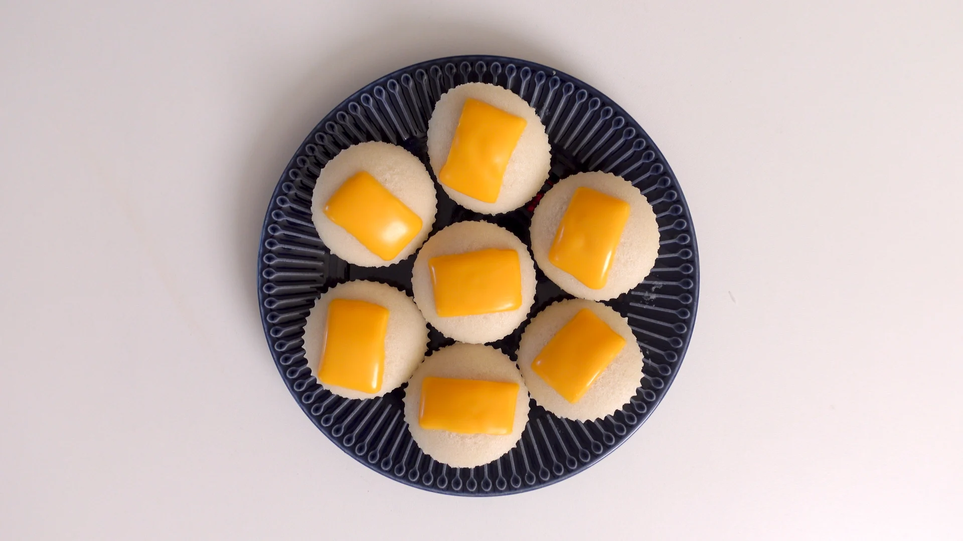 puto-(filipino-steamed-rice-cake-dessert)