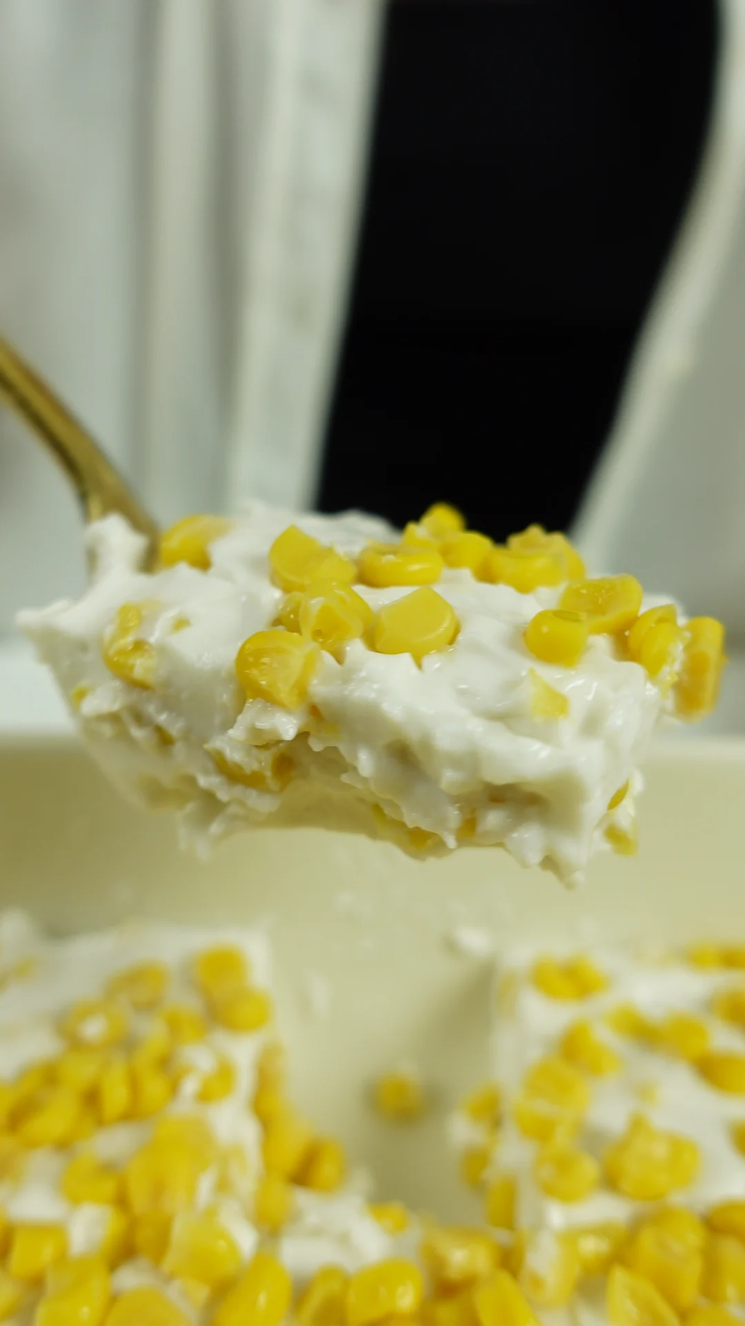 maja-blanca-(coconut-corn-pudding)