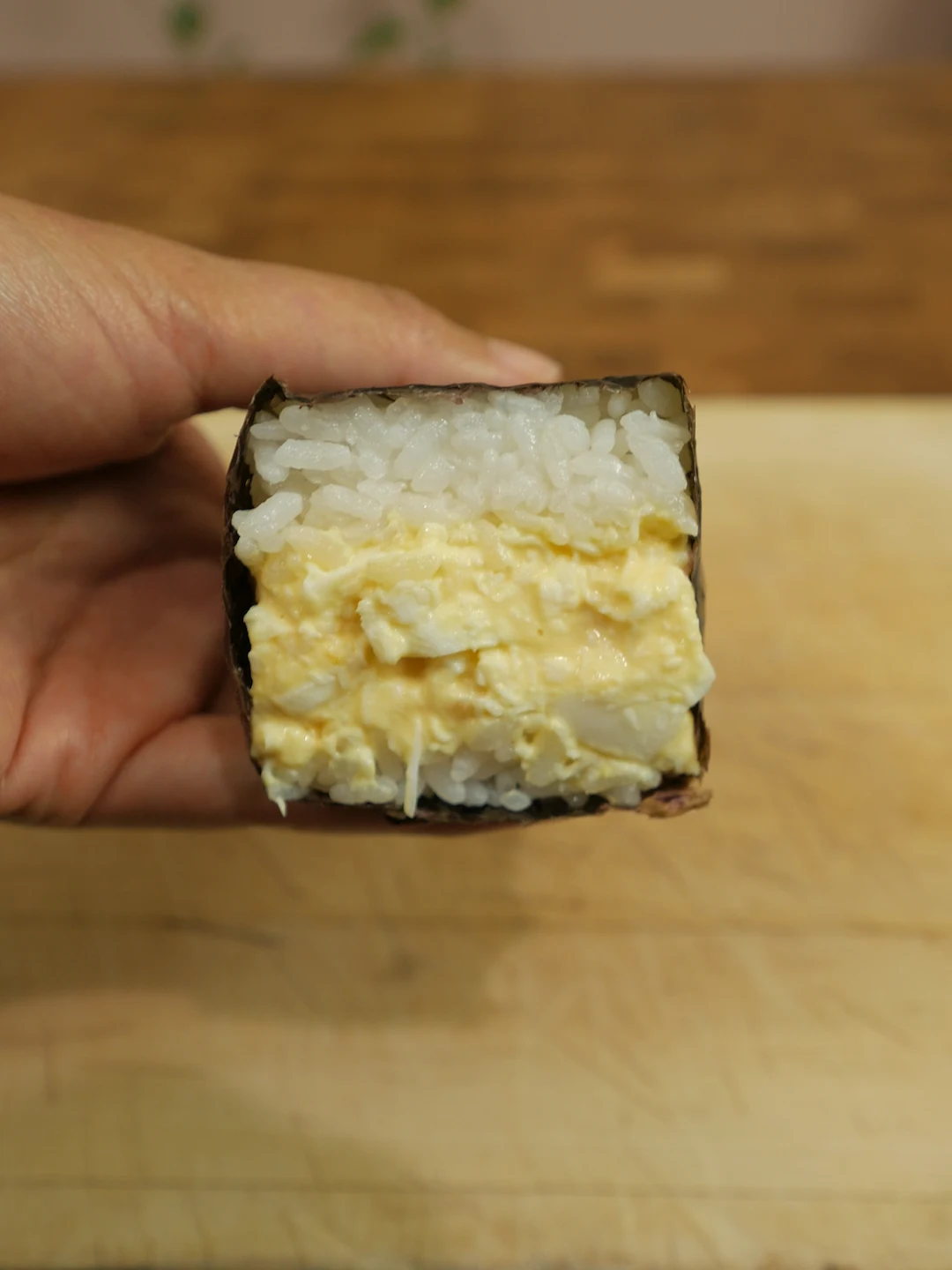 japanese-egg-musubi