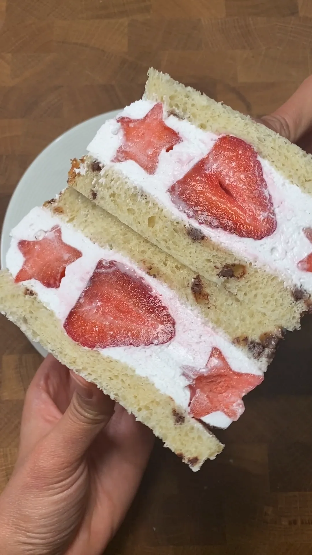 strawberry-sando