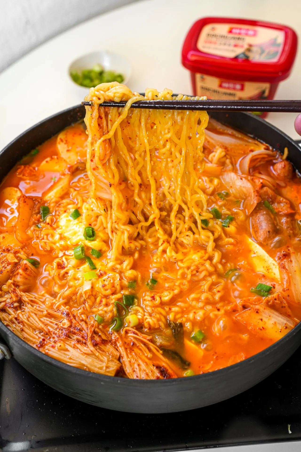 budae-jjigae-(one-pot-korean-army-stew)