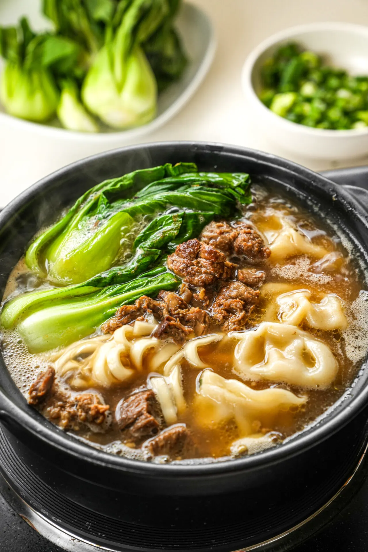 one-pot-braised-beef-noodle-soup