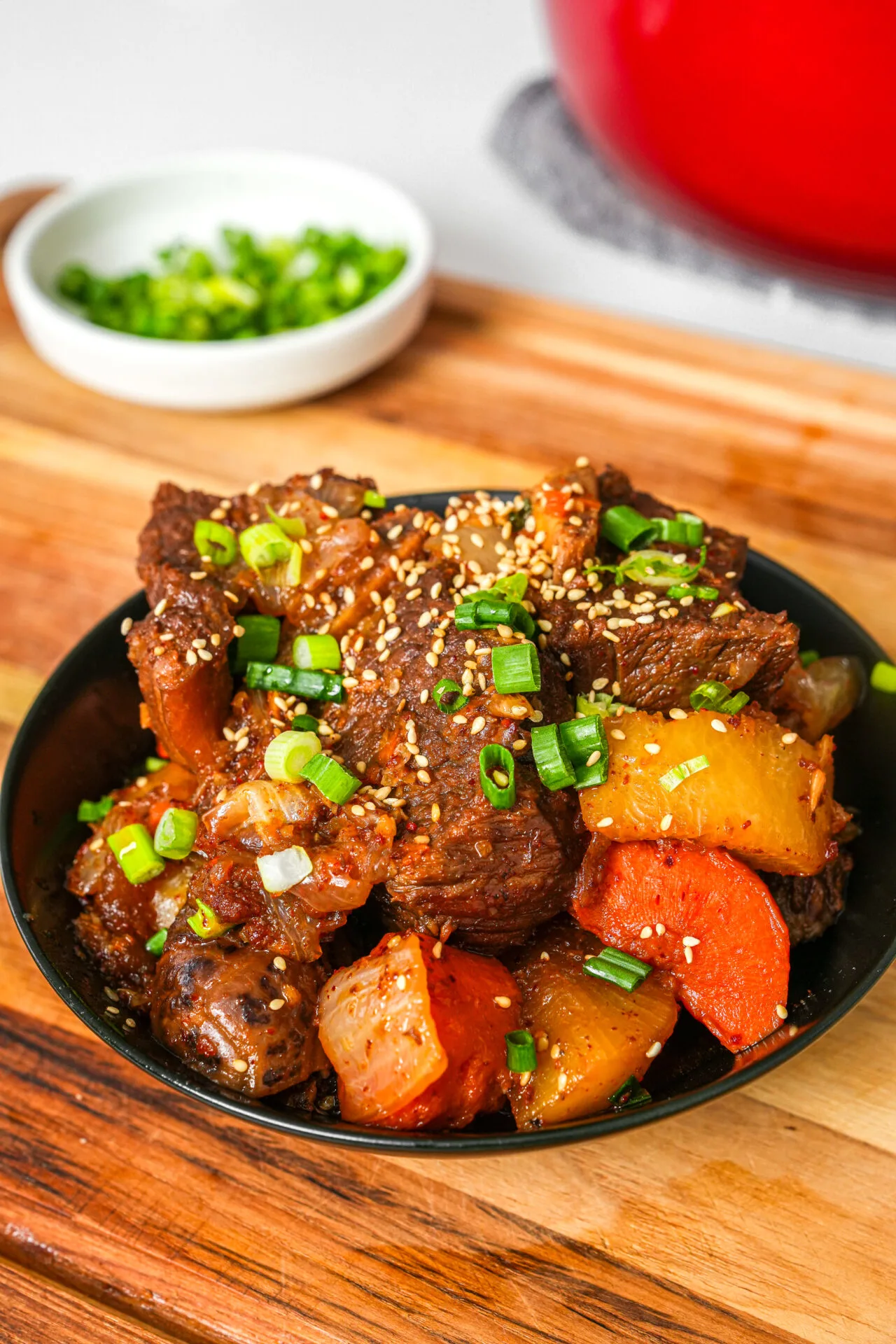galbi-jjim-(korean-braised-short-ribs)