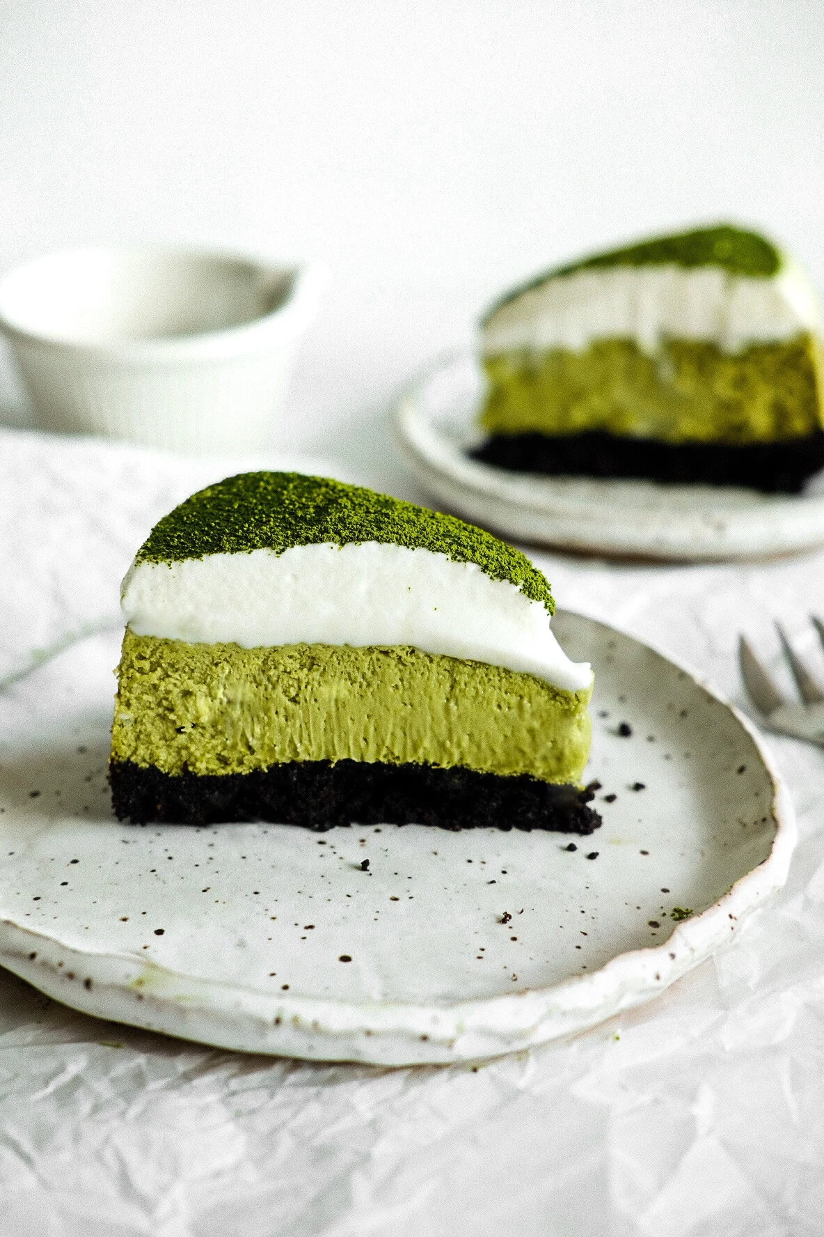 matcha-cheesecake-with-oreo-crust