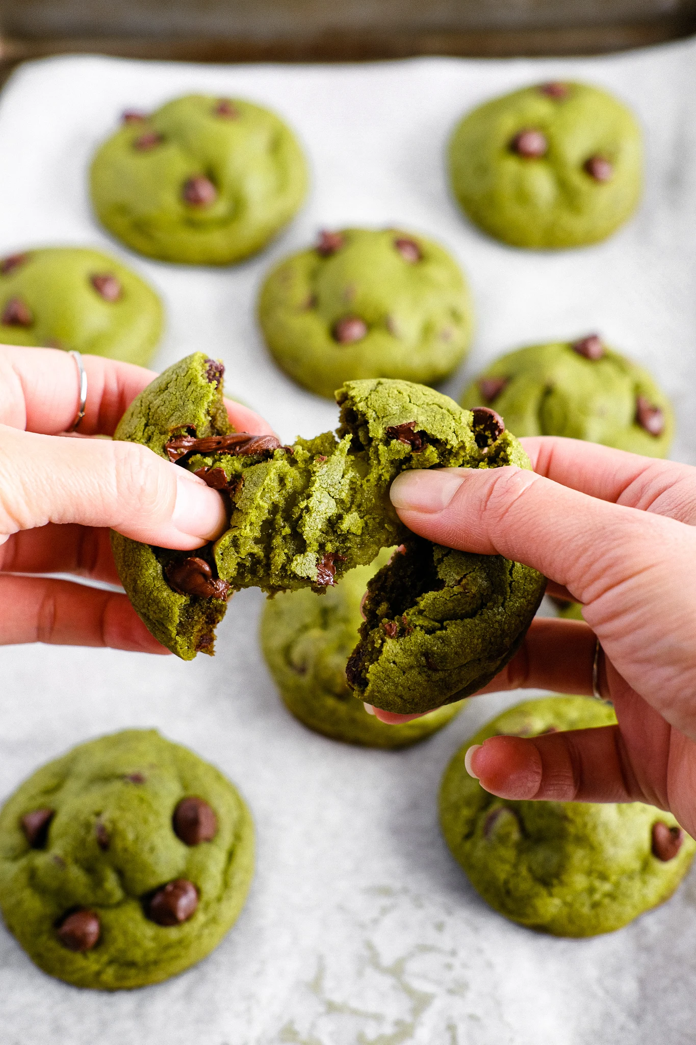 the-best-matcha-mochi-chocolate-chip-cookies