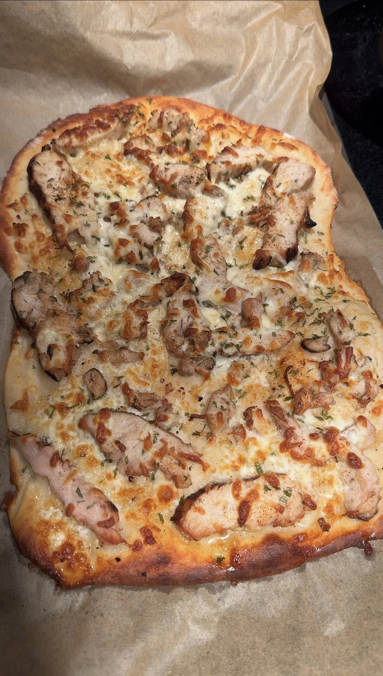 garlic-and-chiken-pizza-(lastose-free-ingredients)