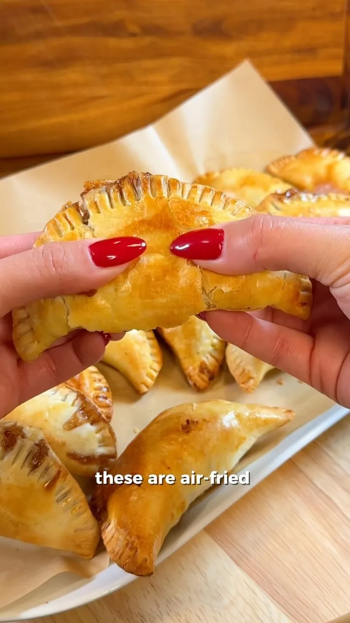 apple-pie-filled-empanadas