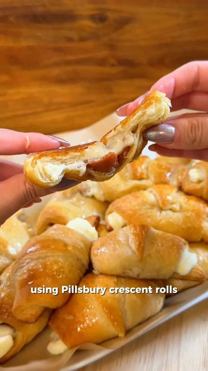 guava-and-cheese-pastelitos-with-pillsbury-crescent-rolls