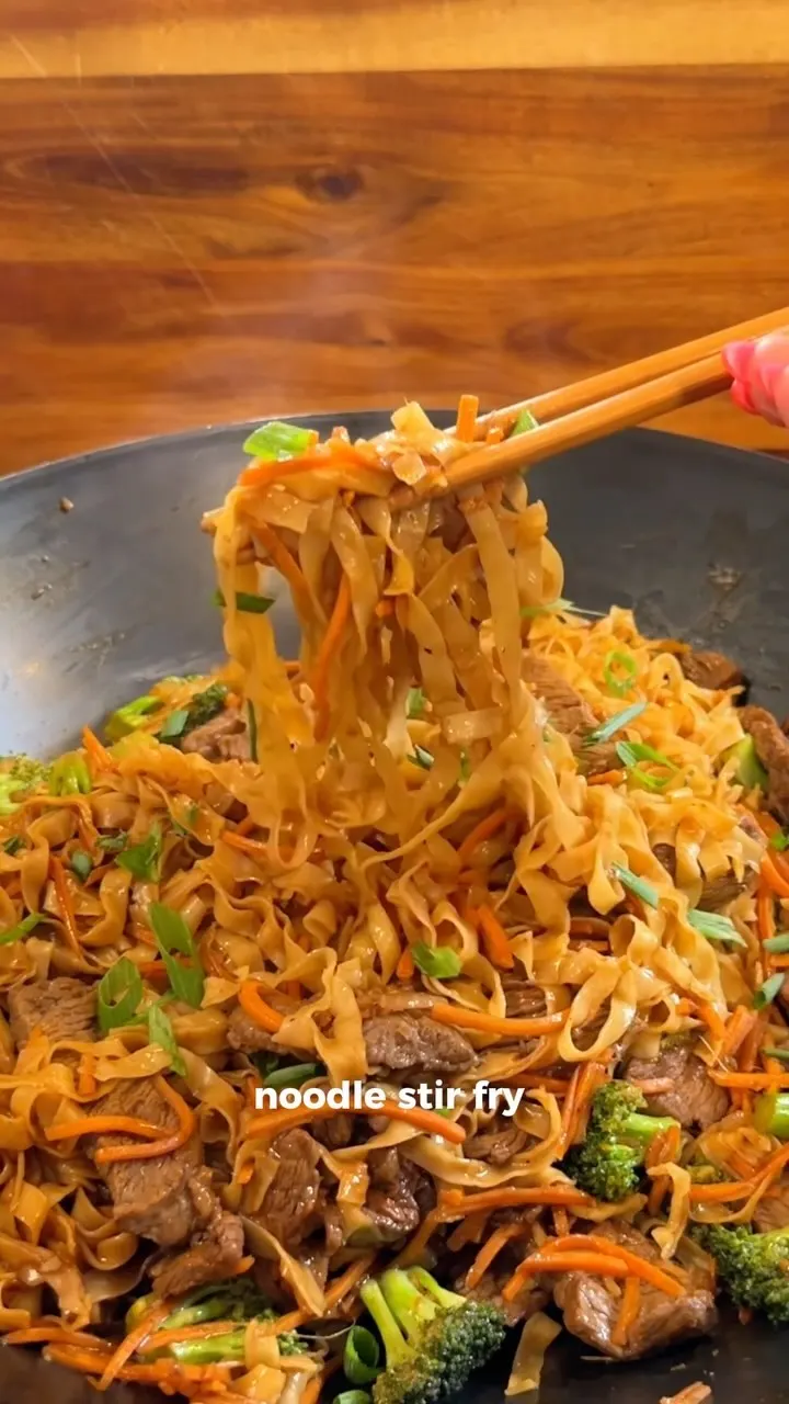 beef-and-broccoli-noodle-stir-fry