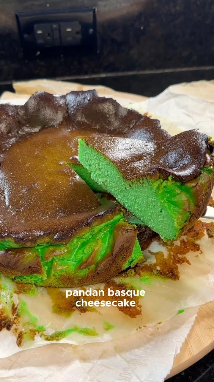 pandan-basque-cheesecake