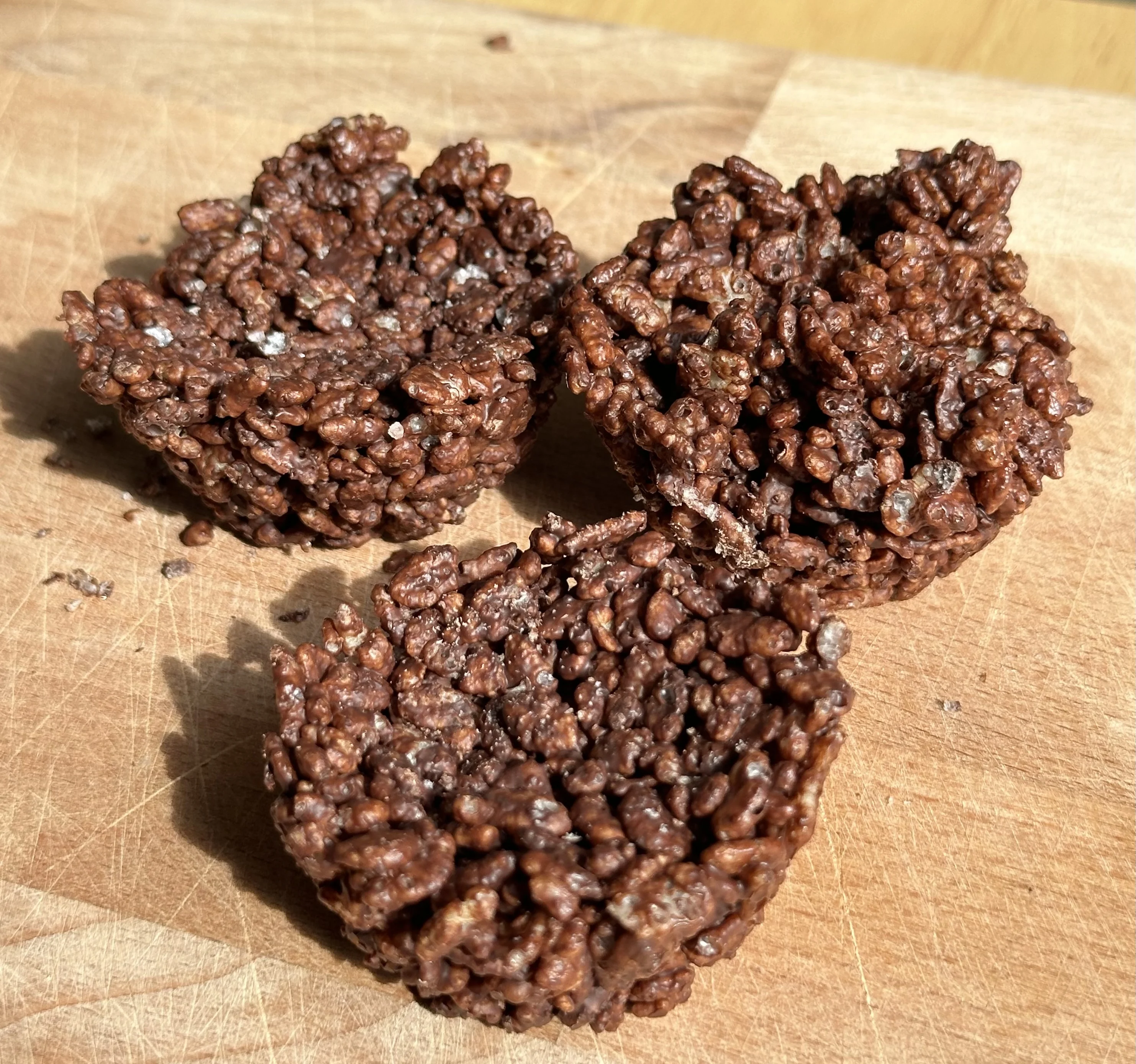 chocolate-rice-krispie-clusters-(2-ingredients)
