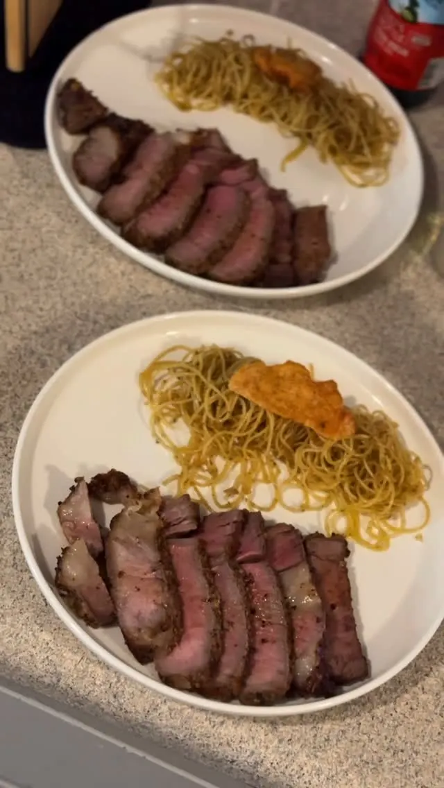 garlic-butter-steak-and-pasta