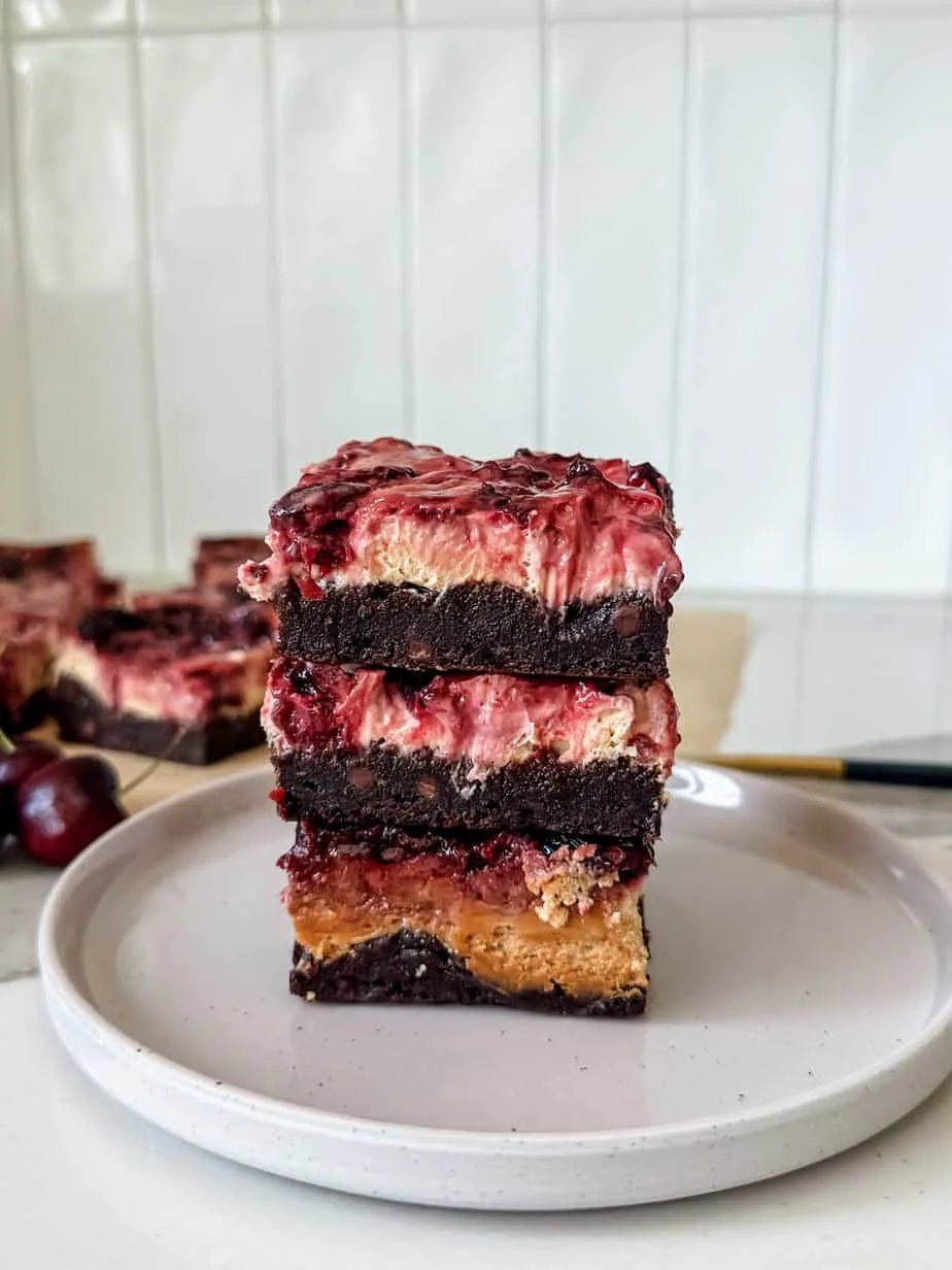 cherry-cheesecake-brownies