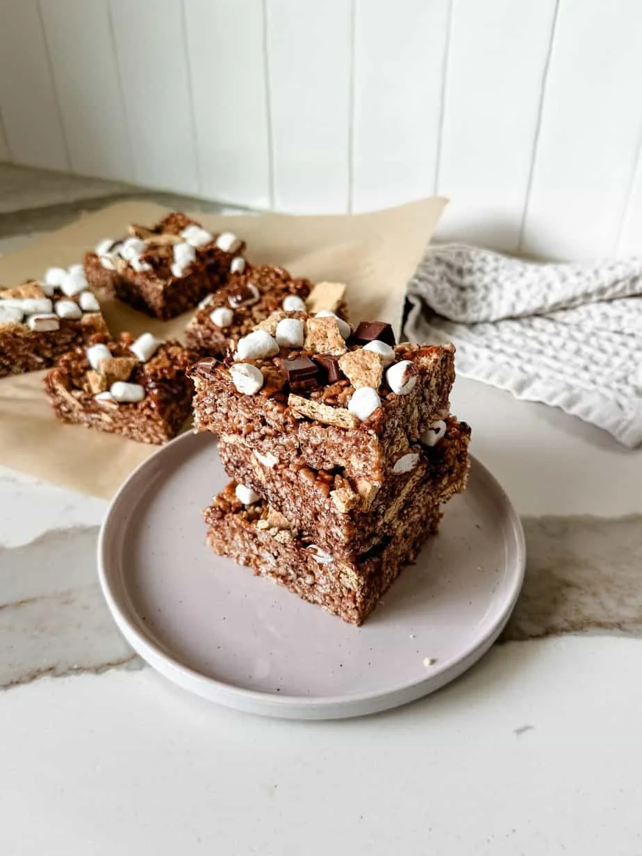 s'mores-rice-krispie-treats