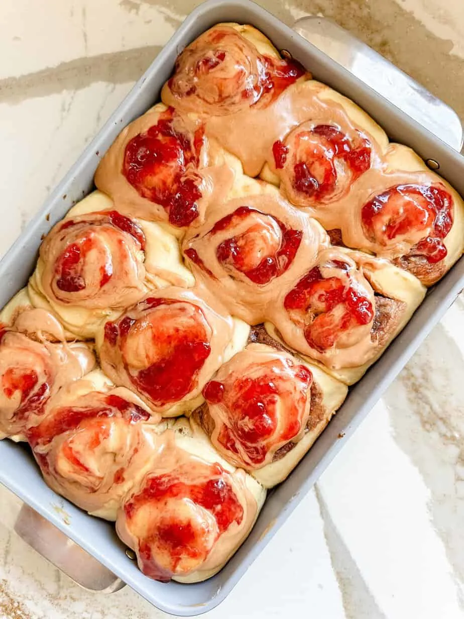 peanut-butter-and-jelly-rolls