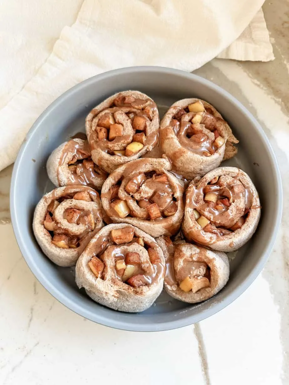 apple-cinnamon-rolls-(no-yeast)