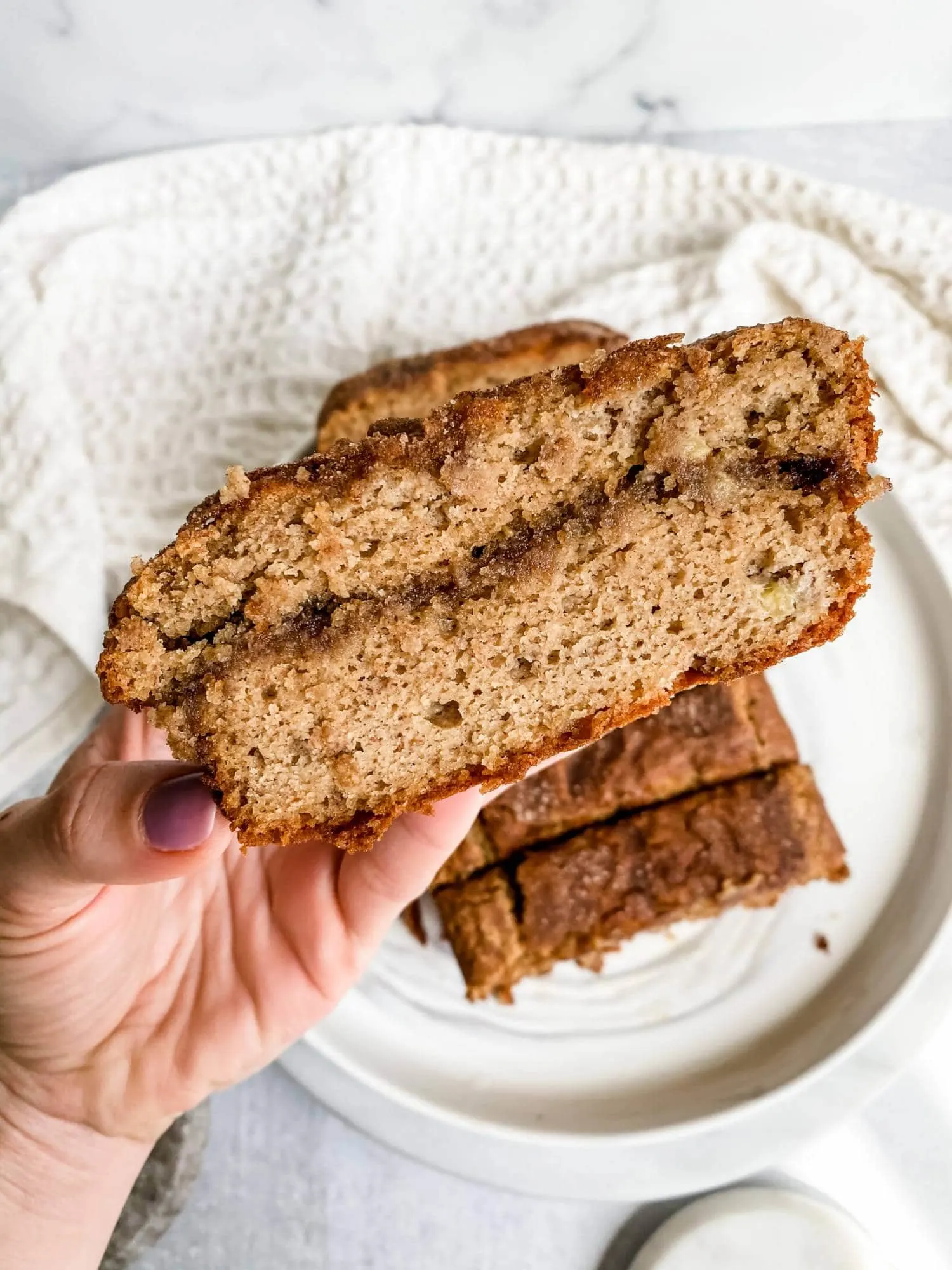 cinnamon-roll-banana-bread