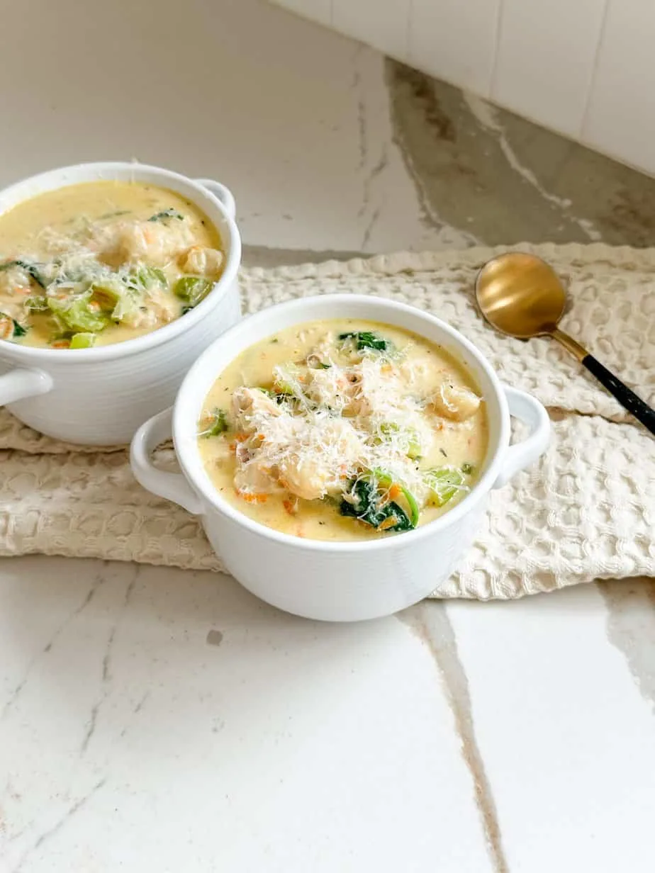 olive-garden-gnocchi-soup