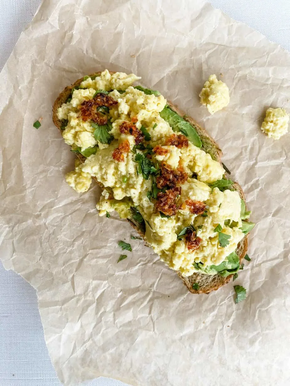 cottage-cheese-scrambled-eggs