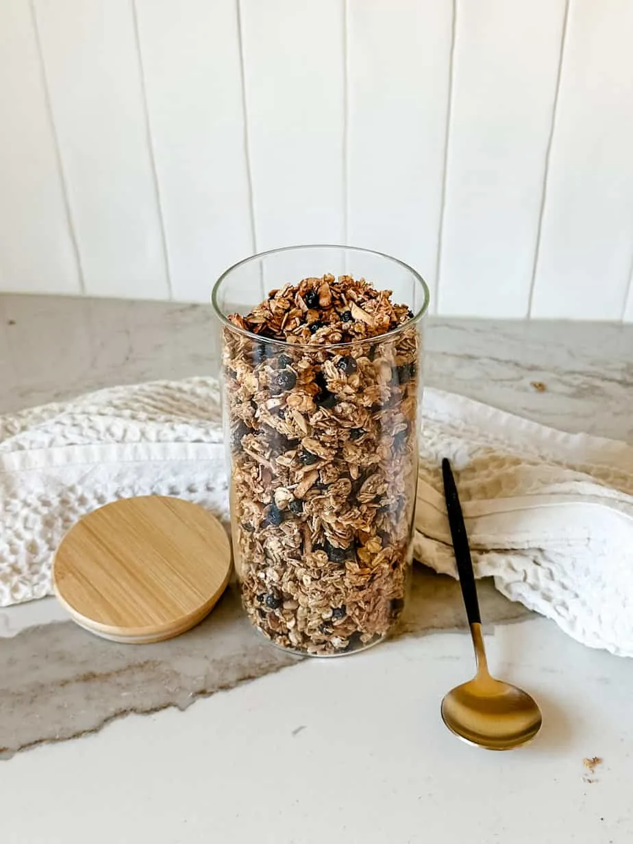blueberry-flax-granola