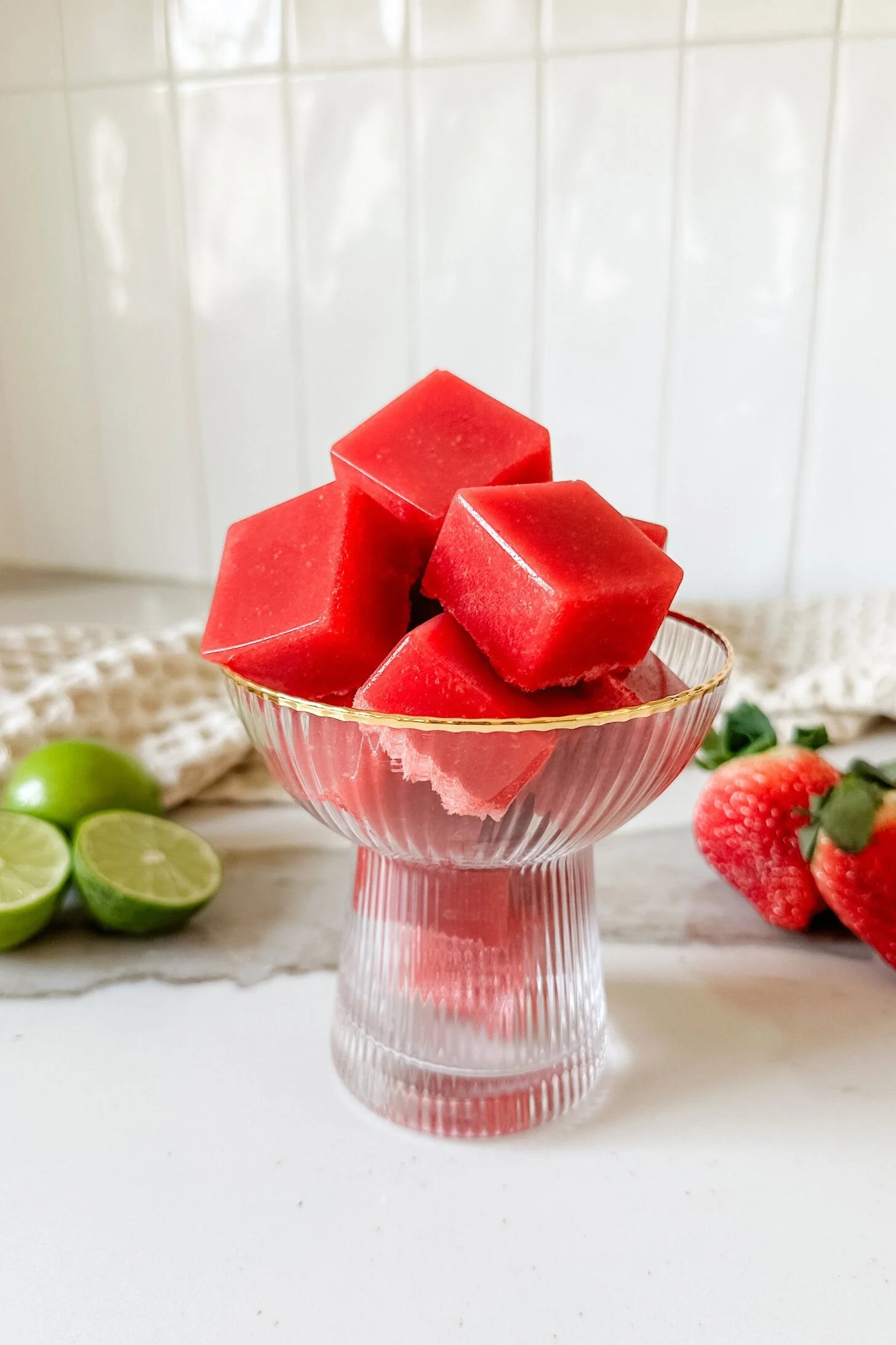 homemade-strawberry-gummies